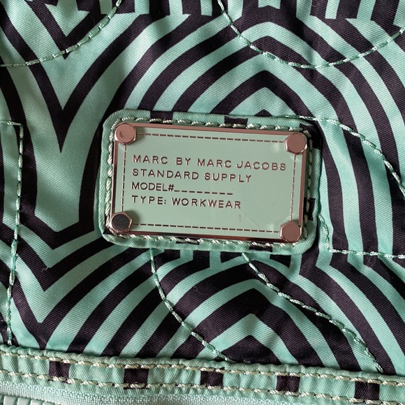 ❤️ Marc Jacobs Quilted Duffel Bag - Picture 2 of 7